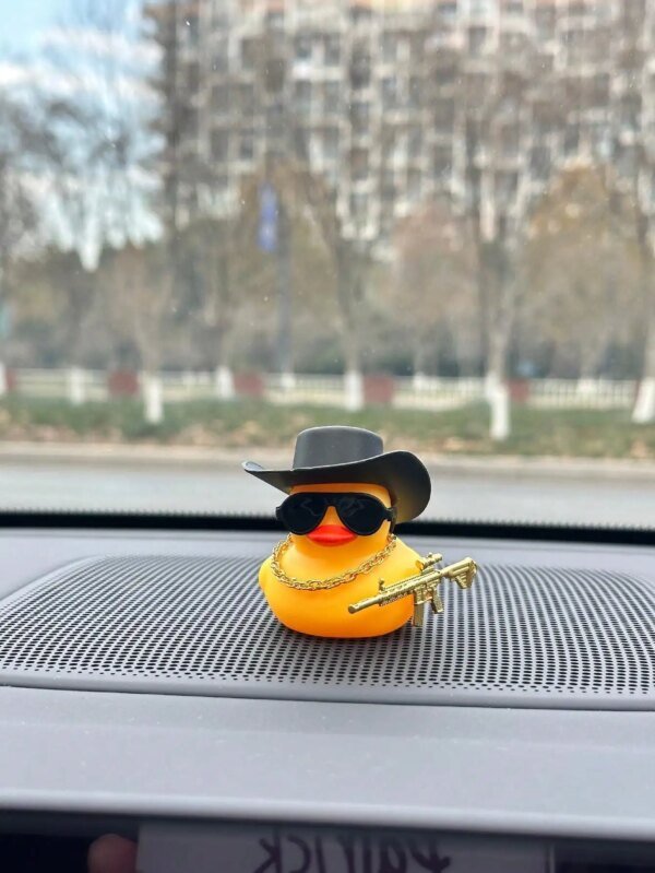 1pc Cute & Cool Duck Shaped Car Interior Decorative Accessory - Image 4