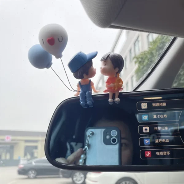 Cute Cartoon Couples Car Decoration Accessories Romantic Figurines Balloon Ornament Auto Interior Dashboard Accessories Gifts - Image 6