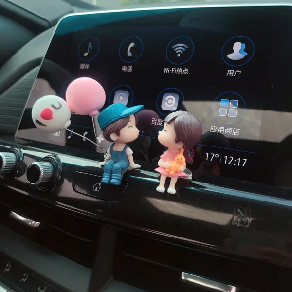 Cute Cartoon Couples Car Decoration Accessories Romantic Figurines Balloon Ornament Auto Interior Dashboard Accessories Gifts - Image 3